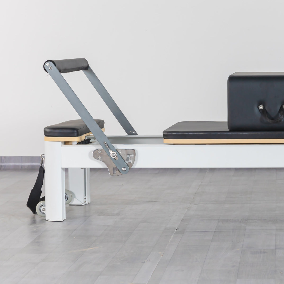 Reformer Studio - Aluminium Aligna