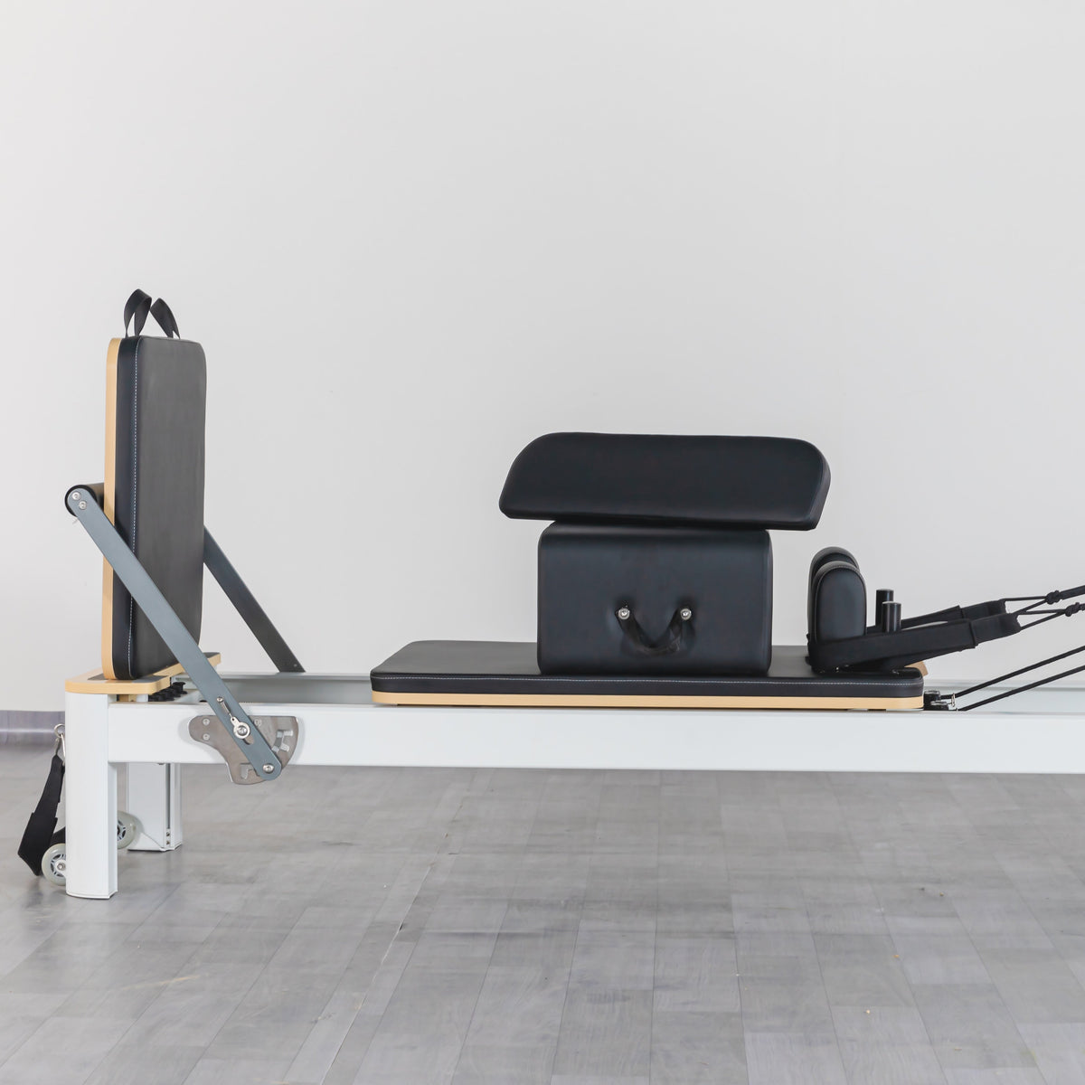 Reformer Studio - Aluminium Aligna